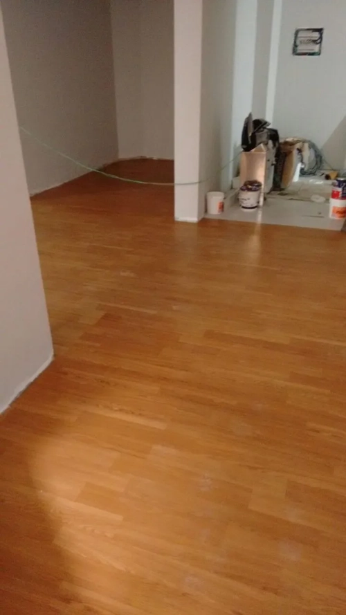 Piso vinilico amadeirado