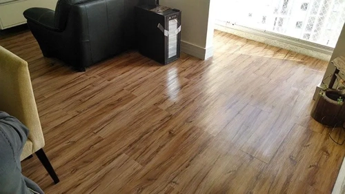 Piso vinílico em régua